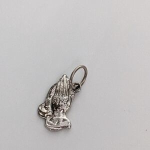 Vintage Sterling Silver Charm Praying Hands Bracelet Pendant 1/2 Inch Religious